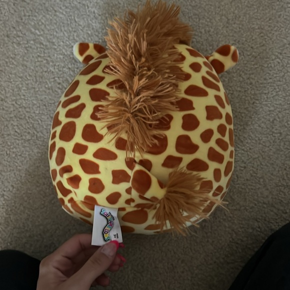 Gary Girraffe 8” Squishmallow - Picture 2 of 2
